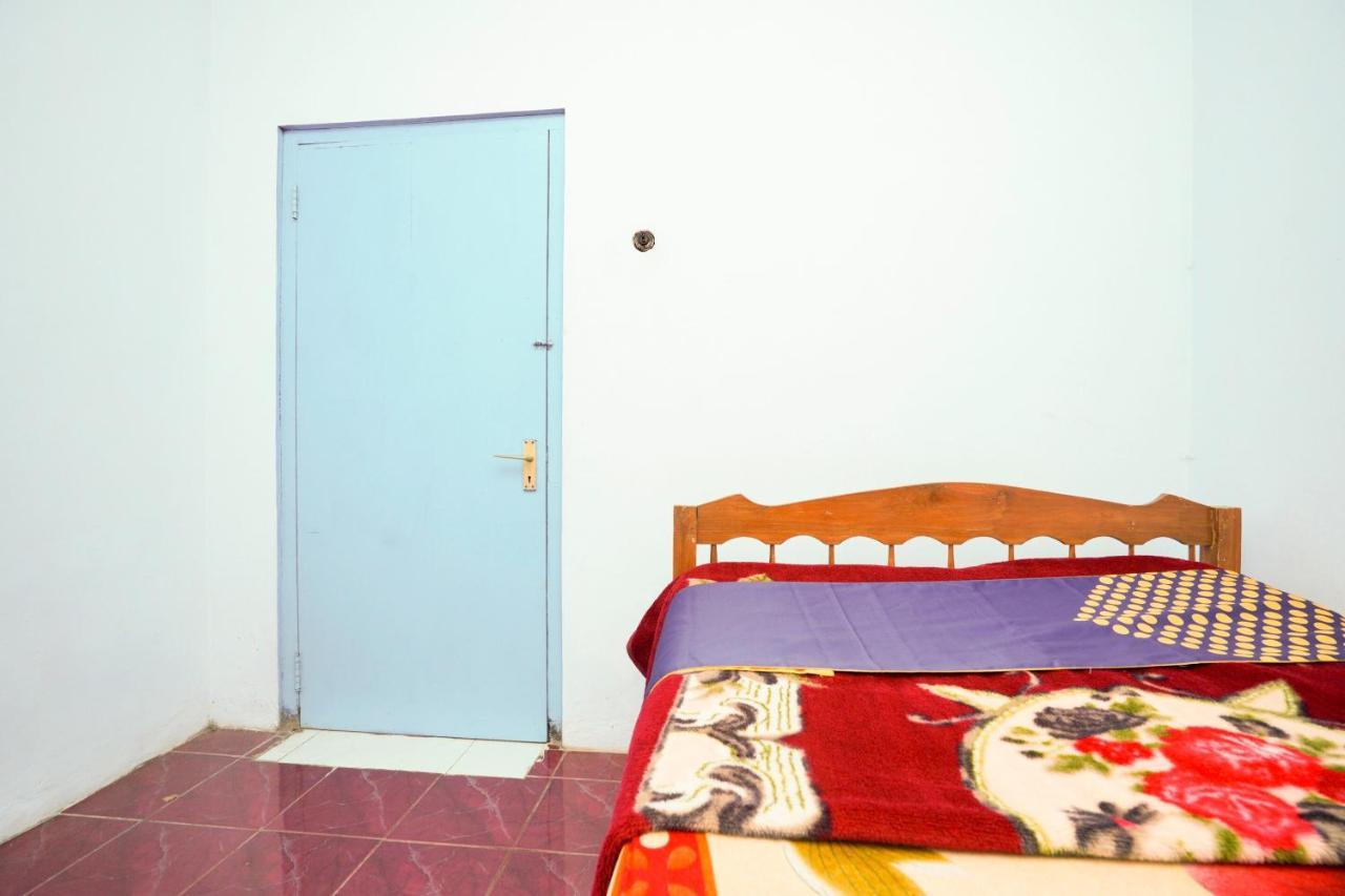 Spot On 2126 Bromo Indah Homestay 프로볼링고 외부 사진