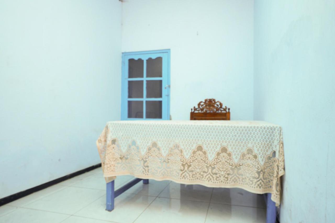 Spot On 2126 Bromo Indah Homestay 프로볼링고 외부 사진