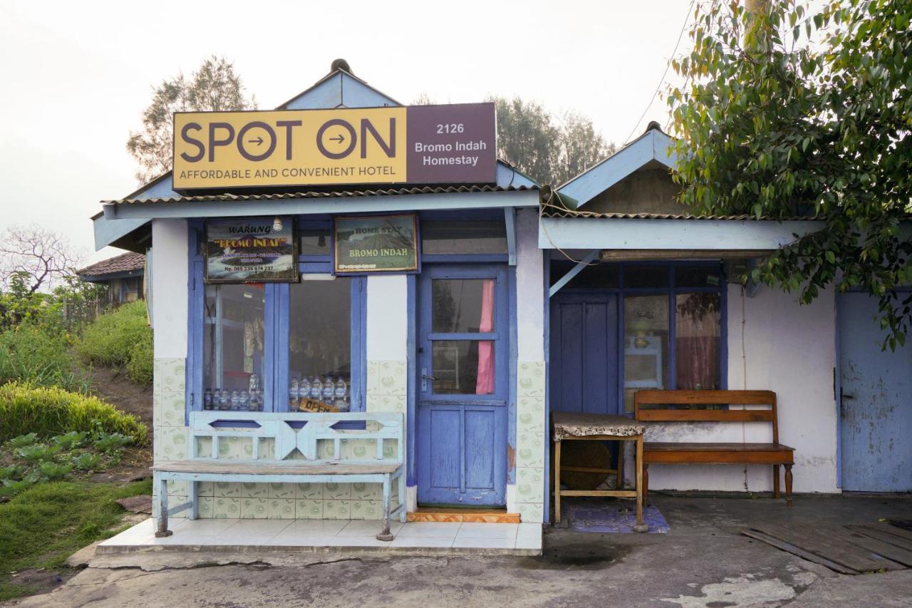 Spot On 2126 Bromo Indah Homestay 프로볼링고 외부 사진